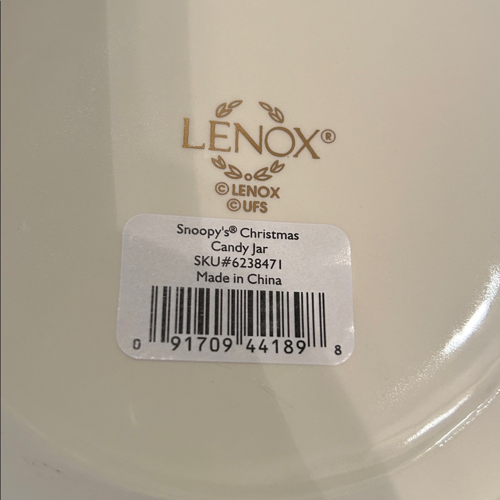Snoopy’s Christmas Candy Jar by Lenox 2004 - Picture 4 of 6